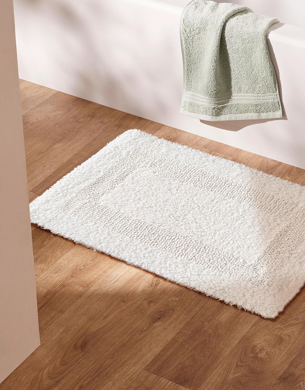 White Cotton Bathmat